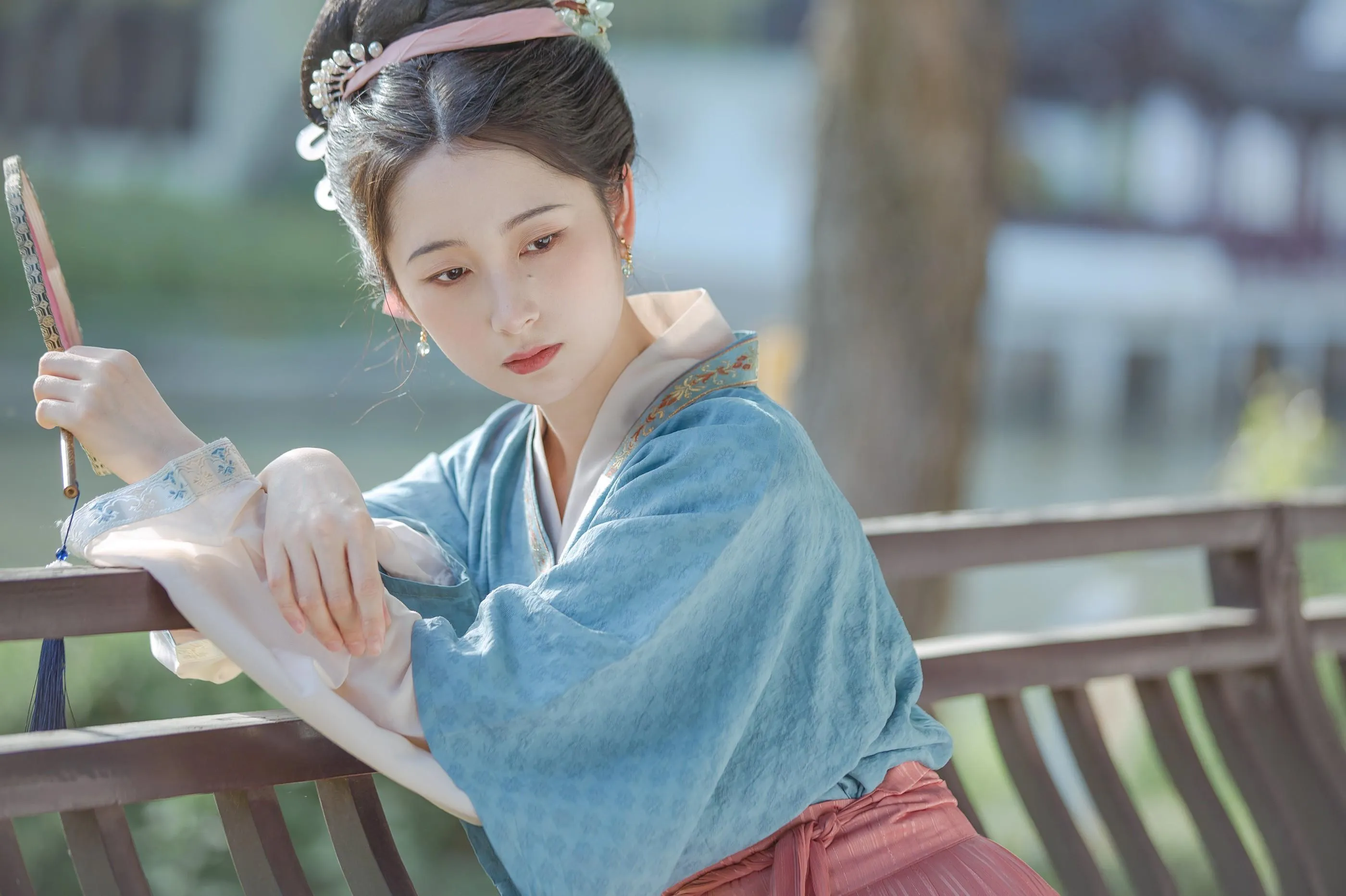 [艺图语] 2022.06.29 拾尽千苍色，携来两袖风 五月的三花猫 [27P]插图5